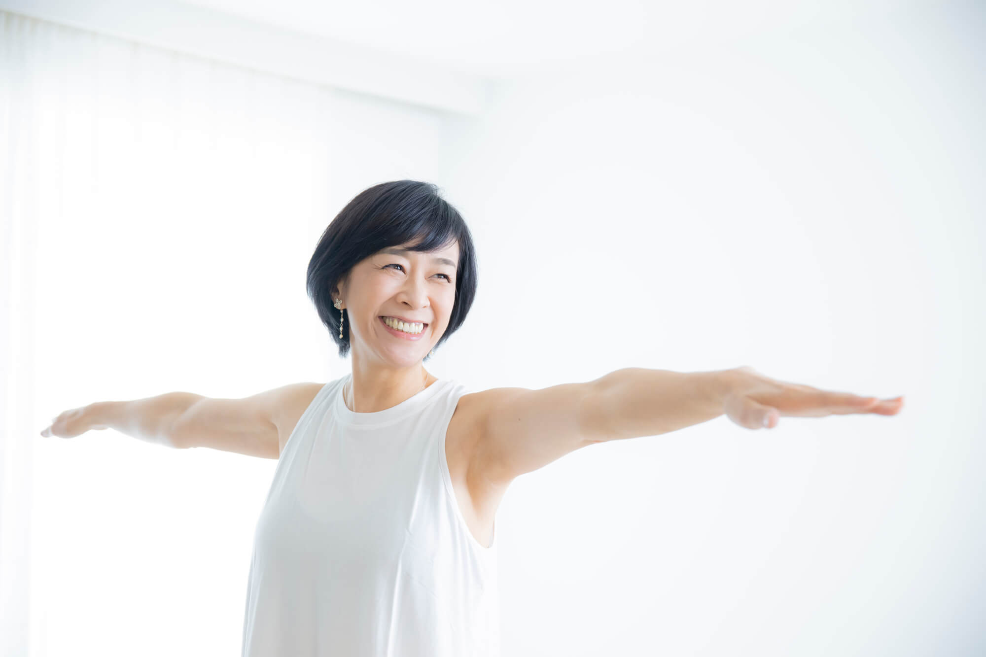 50代のヨガは更年期対策にも効果的！身体の内側から美しくなろう