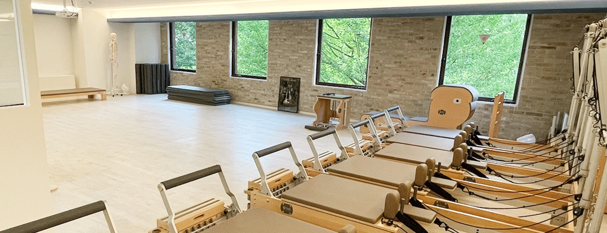 国内最大的工作室数量zen place普拉提・瑜伽专业工作室